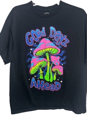 DOM Men's T Shirt Black Psychedelic GOOD DAYZ AHEAD Neon Mushroom  Large